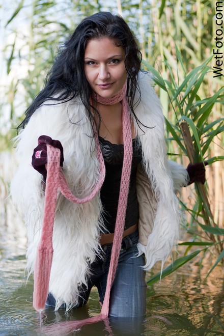 wet girl get wet wet hair swim fully clothed fur coat tight jeans t-shirt scarf shoes lake