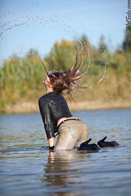 wet girl get wet wet hair swim fully clothed jacket tight jeans blouse evening gloves high heels shoes lake