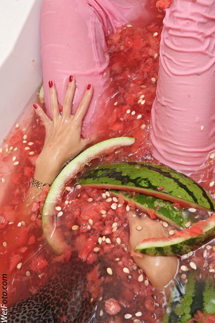 wet girl get wet wet hair top tight pants bath