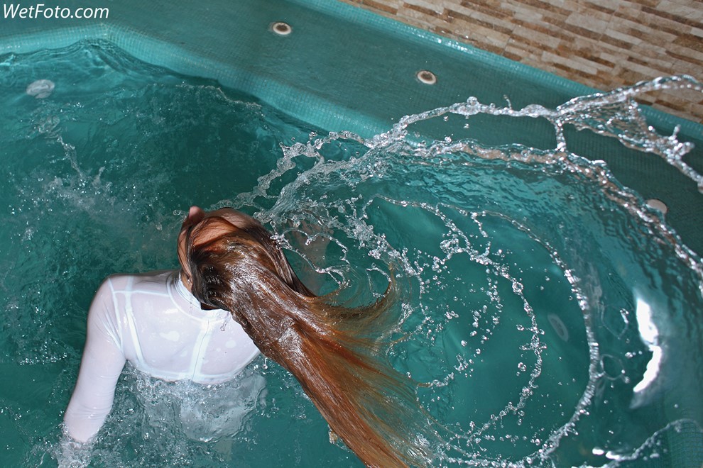 wet girl get wet fully clothed wet hair jumpsuit pointes gloves jaсuzzi shower