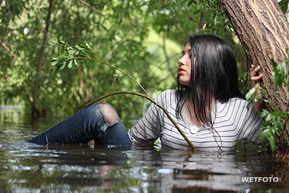 wet girl brunette wet hair get wet swimming fully clothed tight jeans sweater tights shoes high heels river