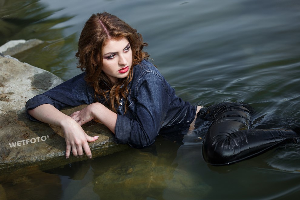 wetlook wet girl swims in clothes skinny tight black jeans shirt wetfoto