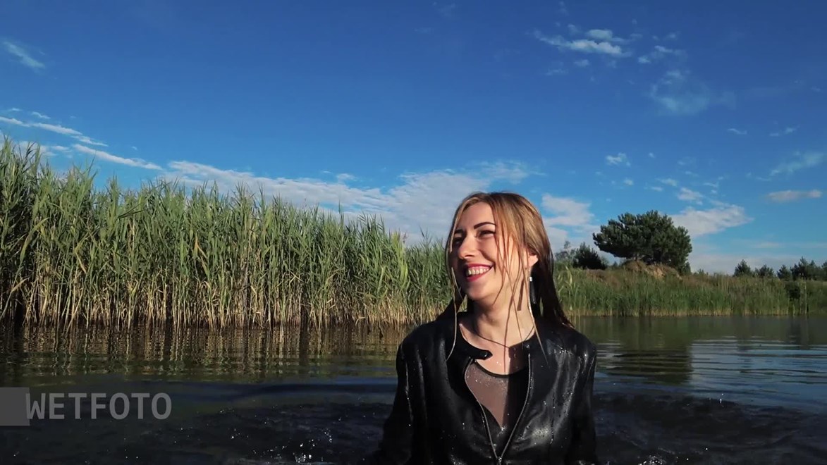 wetfoto video preview ag poster