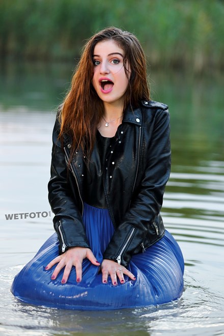 wetfoto wetlook beautiful girl wet dress pantyhose swims pond