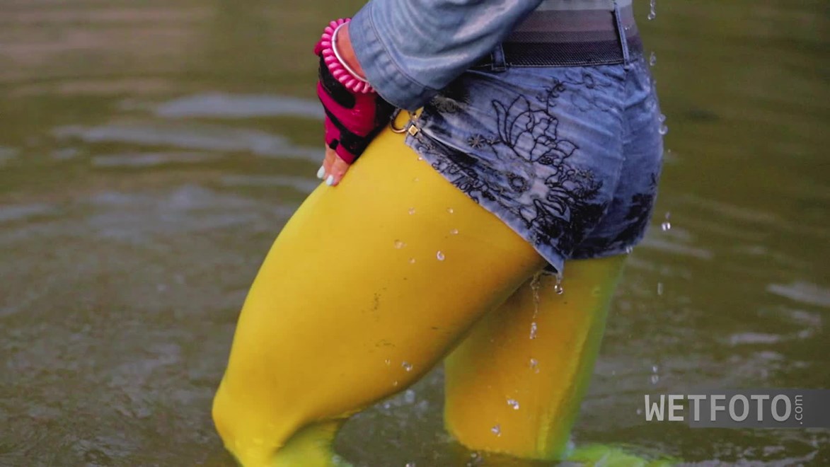 wetfoto video preview ag poster