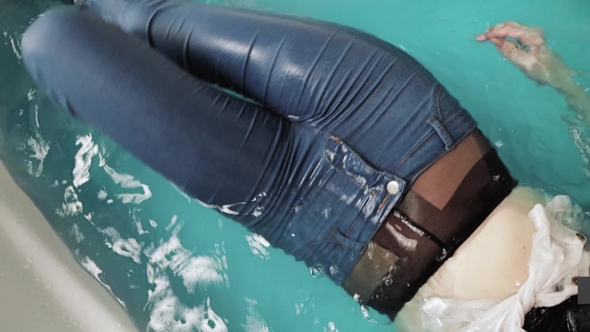 wetfoto video preview ag poster