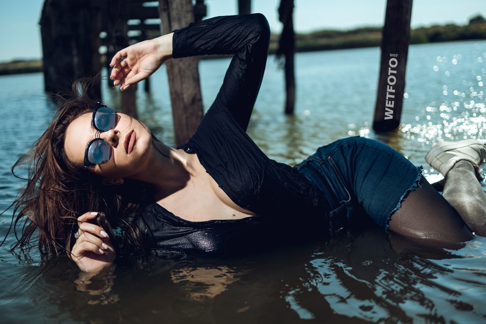 wetlook sexy woman get wet hair clothes shirt no bra