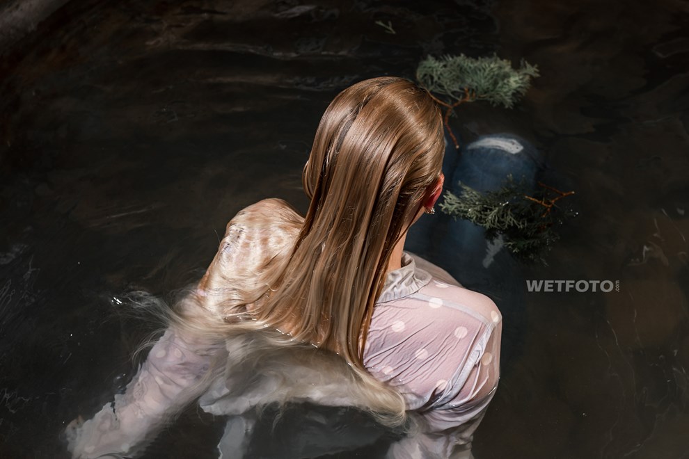 wetfoto jeans nylons wetlook