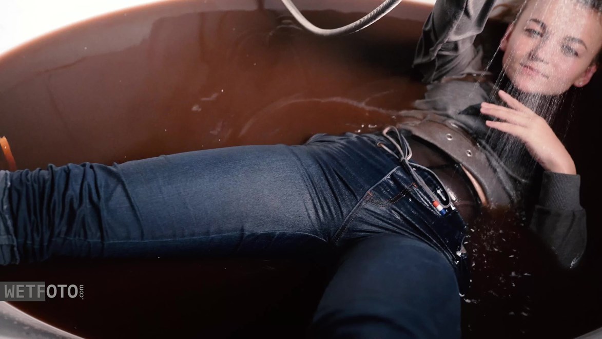 wetfoto video preview ag poster