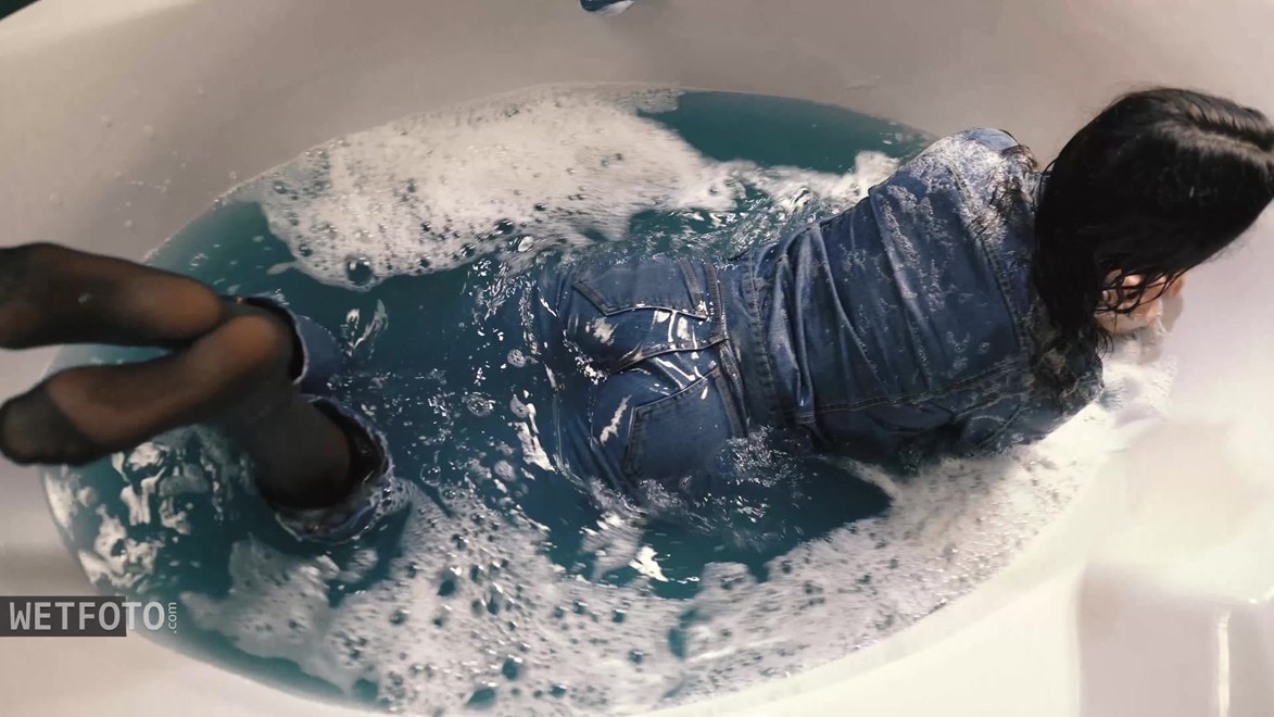 wetfoto video preview ag poster