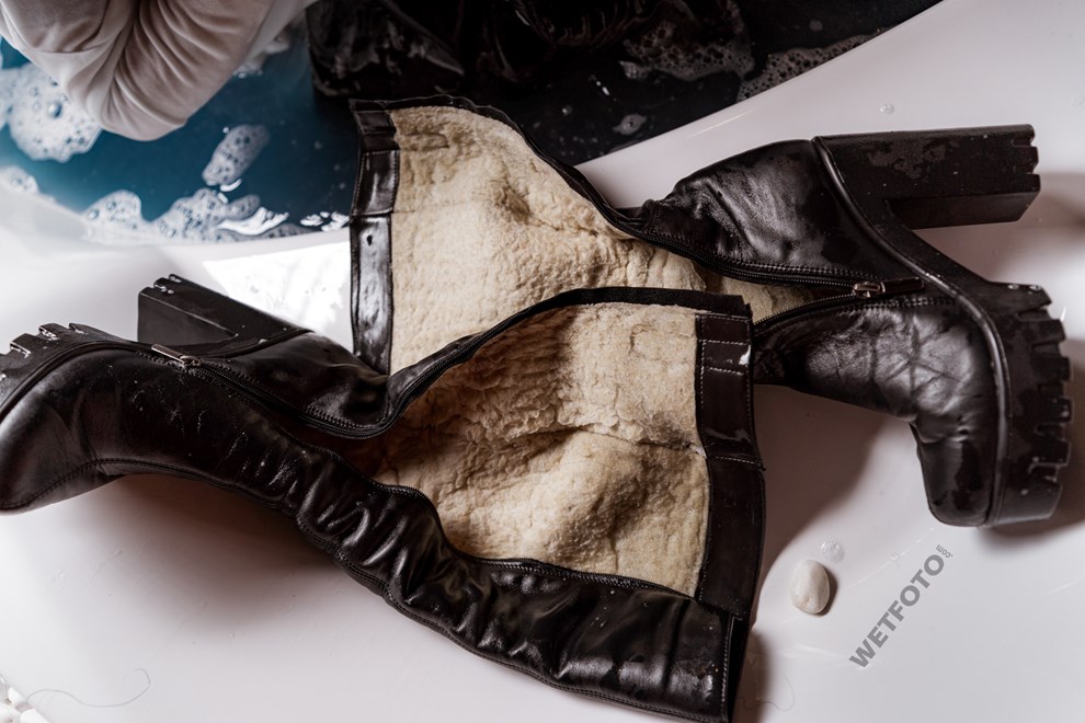 get wet white jeans bath leather jacket wetfoto