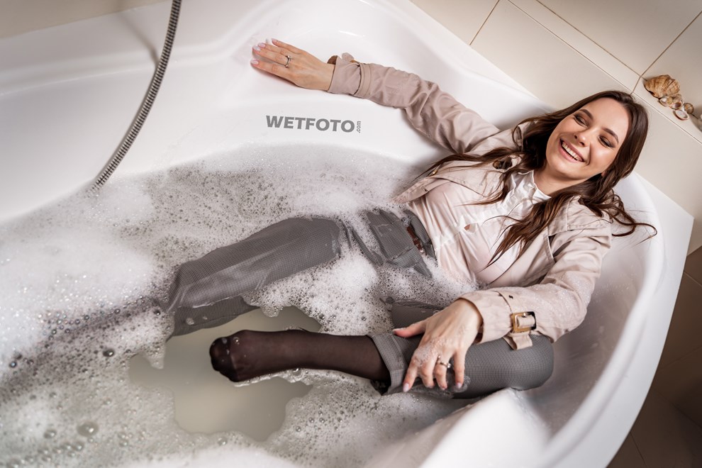 wet clothes wetfoto