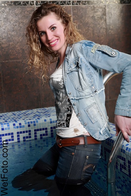 wet girl get wet wet hair swim fully clothed jacket denim tight jeans tights shoes t-shirt jacuzzi